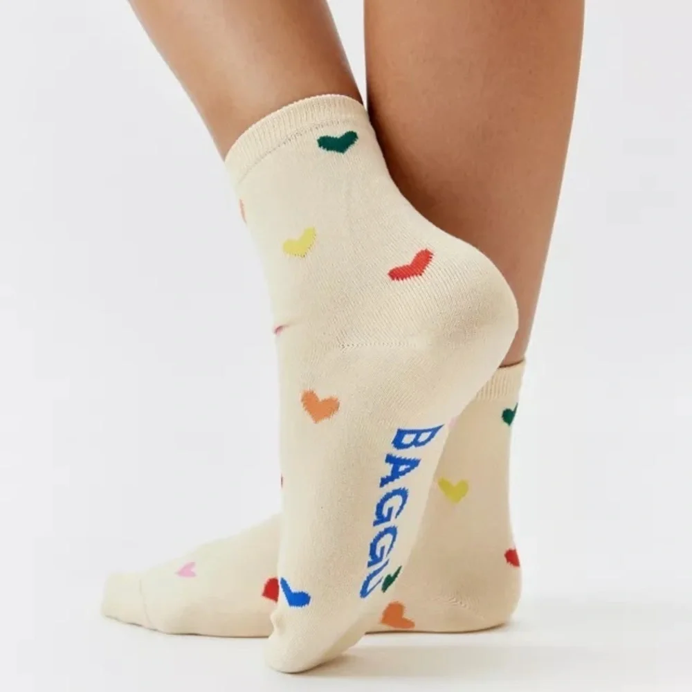 BAGGU Heart Cream Heart Pattern Socks